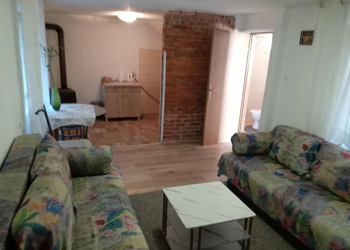 Babli Διαμέρισμα Μπάνια Λούκα